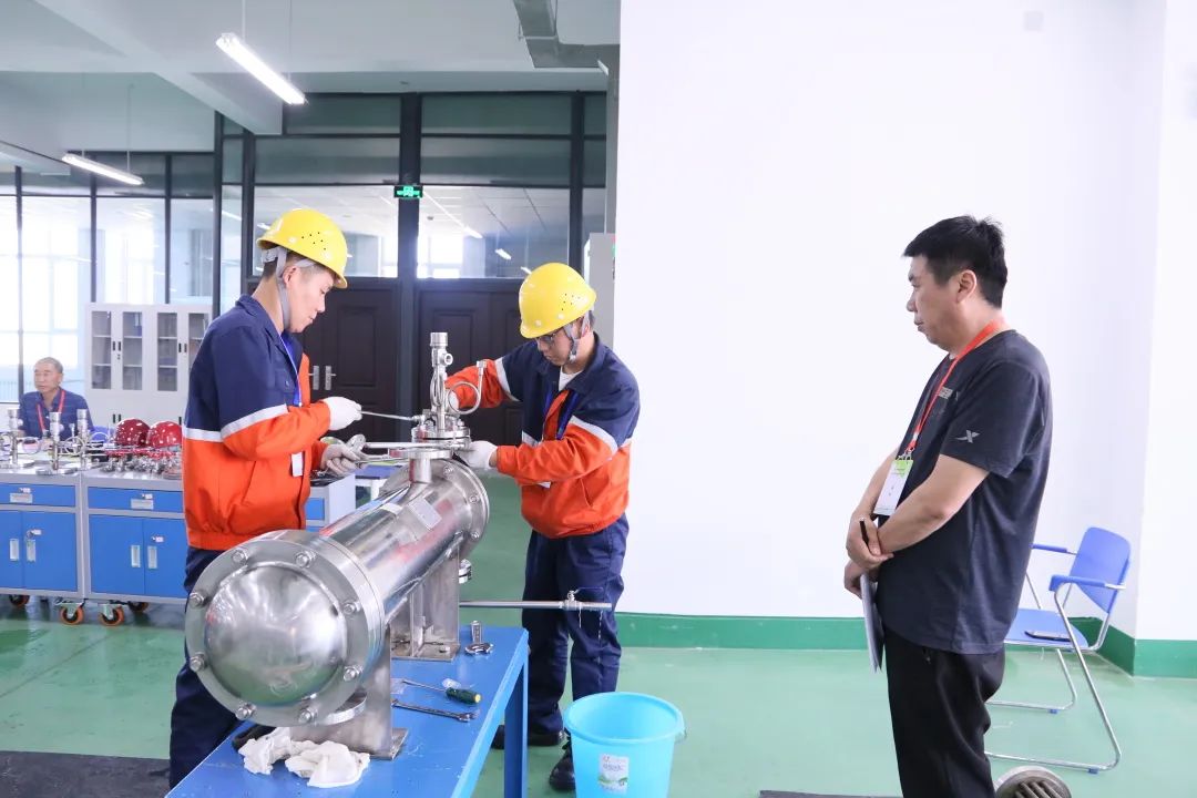 esball(�й���)�ٷ���վ